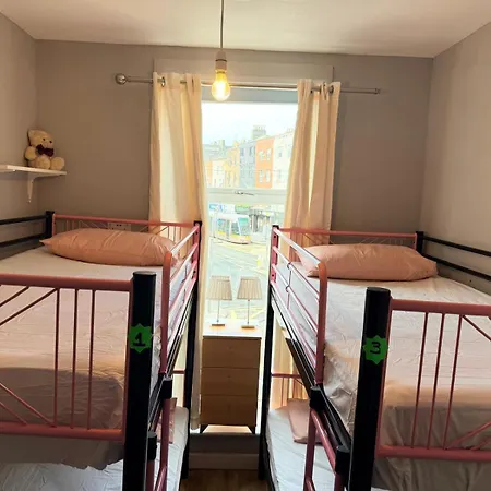 Hostel & Marlborough Street