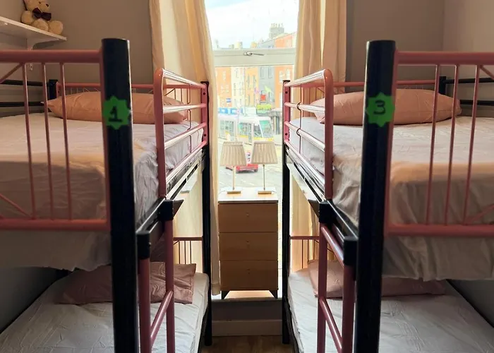 Hostel & Marlborough Street *