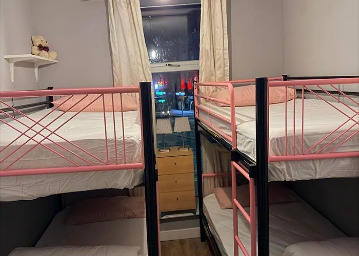 Hostel & Marlborough Street