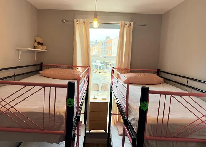 Hostel & Marlborough Street